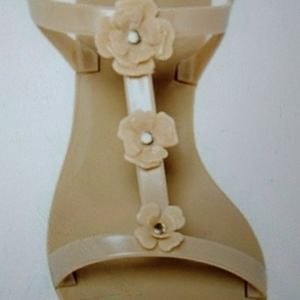 BADGLEY MISCHKA Women's Sandals size 9